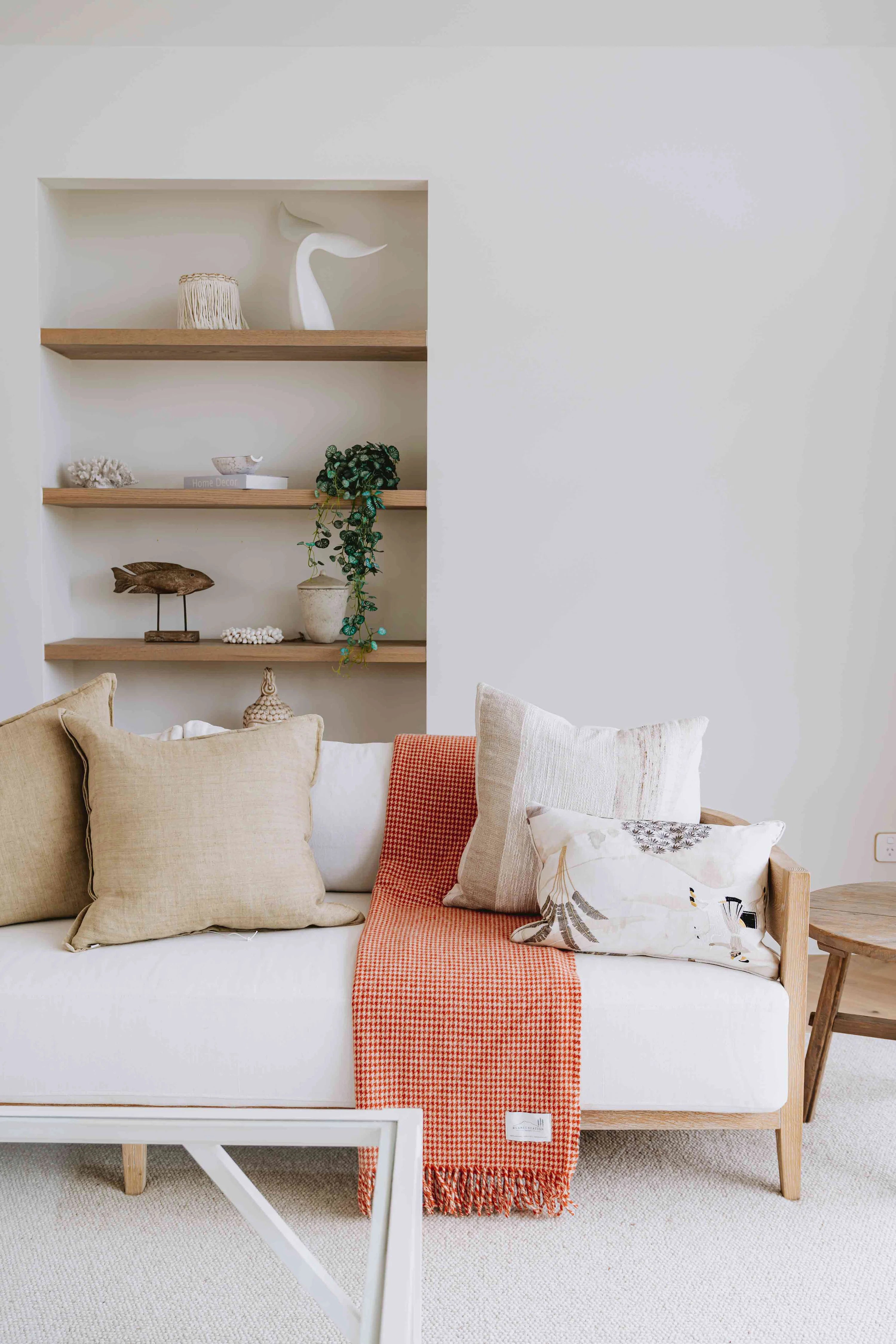 Melon Houndstooth 100% NZ Wool